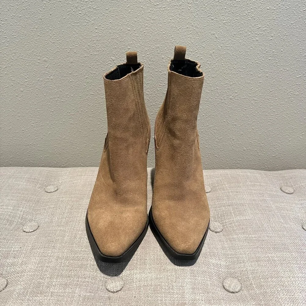 Kendall + Kylie Western Chelsea Bootie Brown Suede Block Heel Size 7.5‎